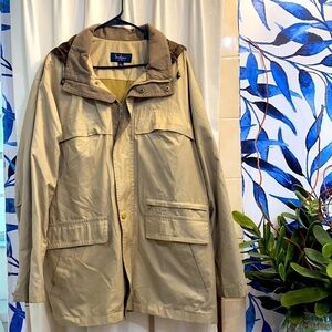 Men’s Turnbury Multi Pocket All Weather Hooded Jacket Size Large